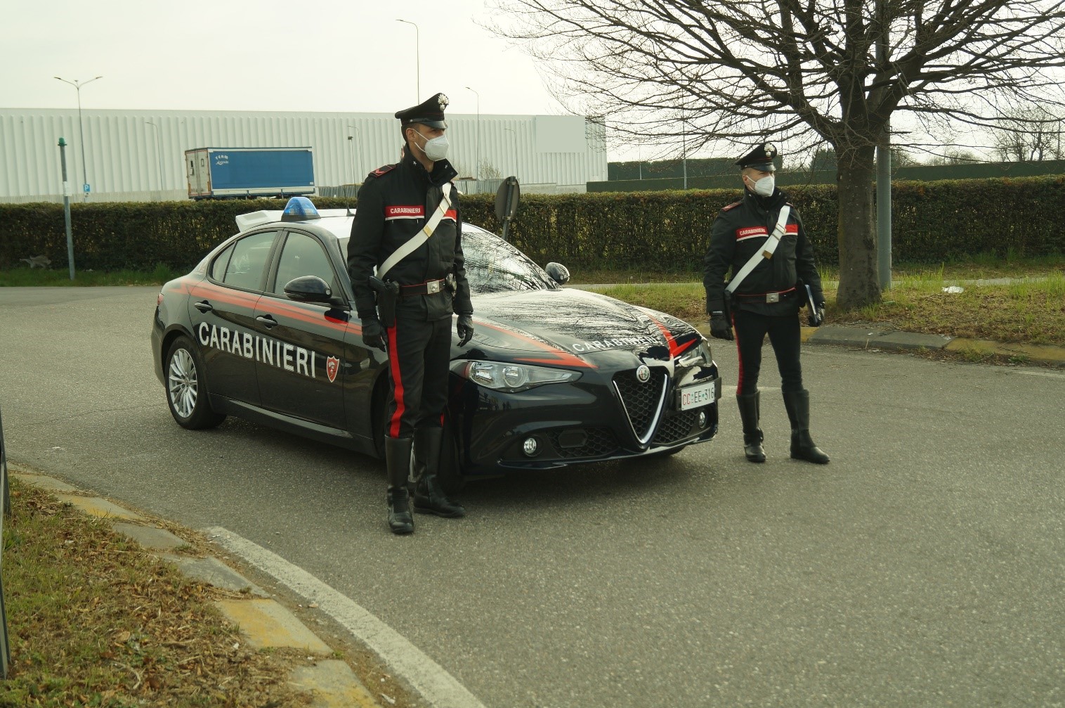 Rapina una prostituta, in carcere 43enne di Cermenate