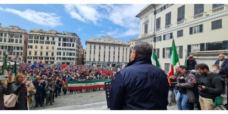 Alcuni fischi a autorità. Toti