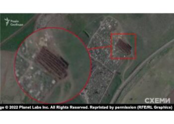 Immagini satellitari mostrano uno scavo di 45 metri per 25