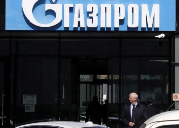 Almeno quattro legati a Gazprom o controllate
