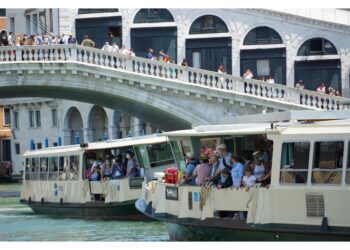 A Venezia nei pressi del Ponte delle Guglie