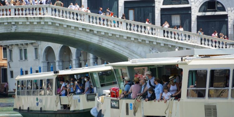 A Venezia nei pressi del Ponte delle Guglie