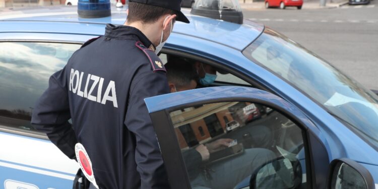 All'alba a Roma. Lui arrestato