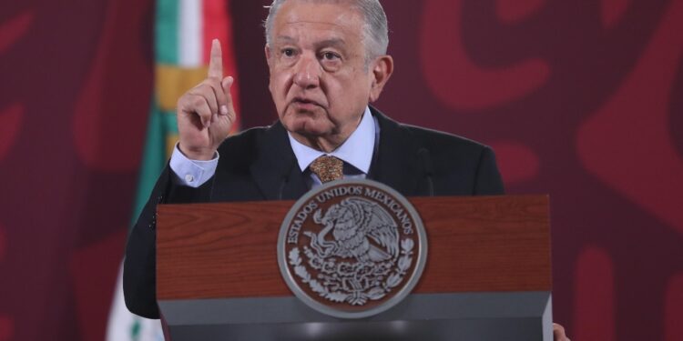 López Obrador ha detto che scriverà sulla scheda 'Viva Zapata!'