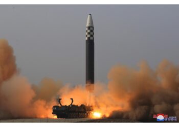 'E' 14/ma dimostrazione di forza di Pyongyang nel 2022'