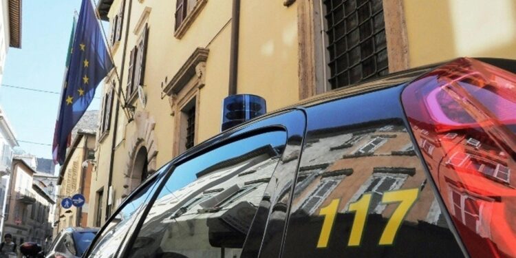 Scoperta da Gdf di Rimini. Inviati in 6 alberghi 361 lavoratori