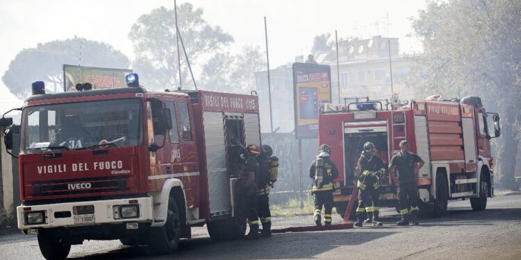 Al lavoro vigili fuoco