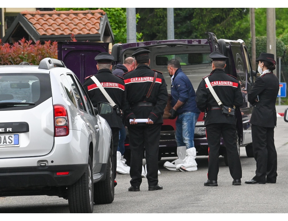 Madre e figlia uccise: Nicolò operato è ancora in pericolo vita