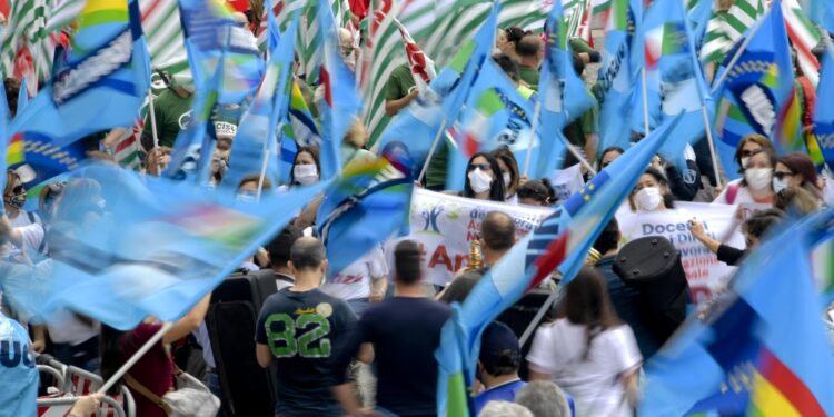 Attesi cento pullman. Malumori per piazza Montecitorio negata