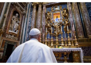 La celebrazione per la pace a Santa Maria Maggiore