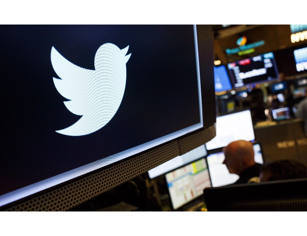 Twitter: Parlamento Gb convoca Elon Musk dopo acquisizione