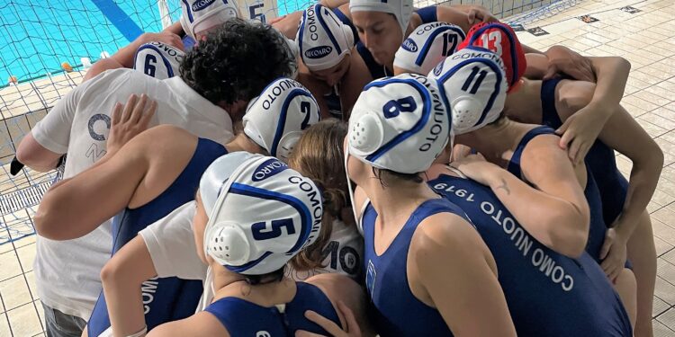 Como Nuoto femminile 2022