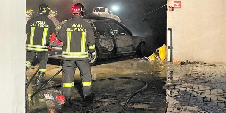 Incendio di una vettura