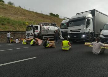 Nuova azione di protesta del gruppo Extinction Rebellion