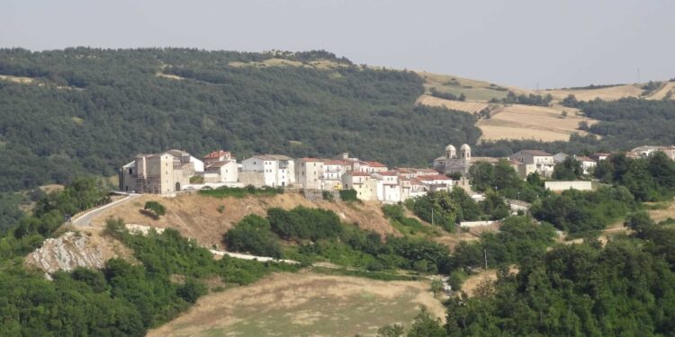 A Celle San Vito attesa per inaugurazione statua Carlo I D'Angiò