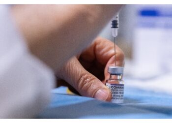 Cresce ancora l'incidenza ma calano i ricoveri in area medica