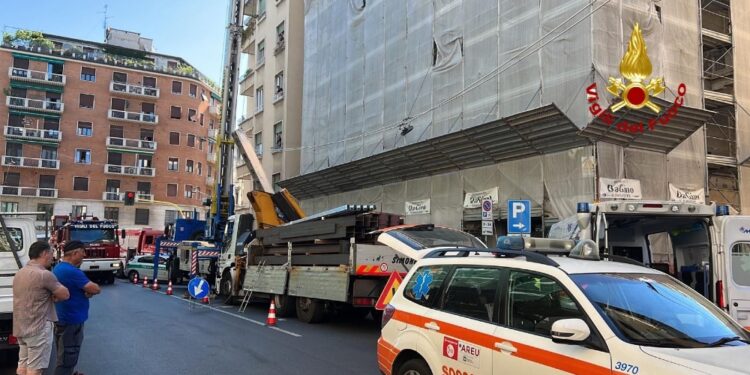 Stava lavorando a trasloco a Milano