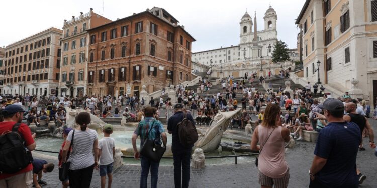 Denuncia per danneggiamento a bene monumentale