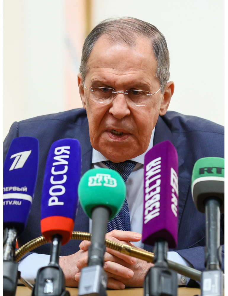 Lavrov, burattinai Bruxelles hanno impedito viaggio a Belgrado