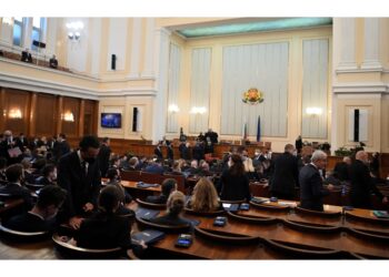 Sì Parlamento di Sofia a una mozione dell' opposizione