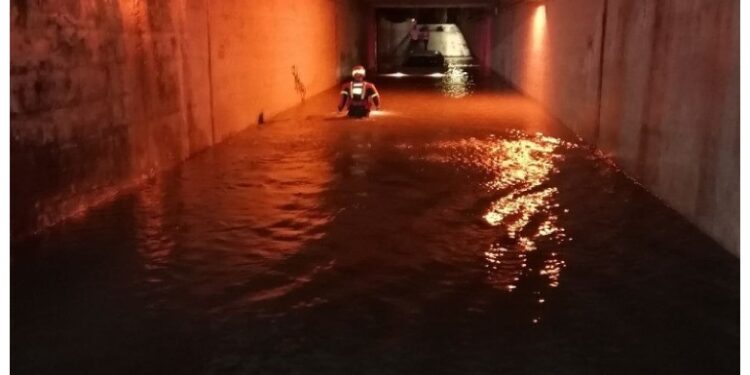 Salvati automobilisti in sottopasso allagato a Pozzuolo (Udine)