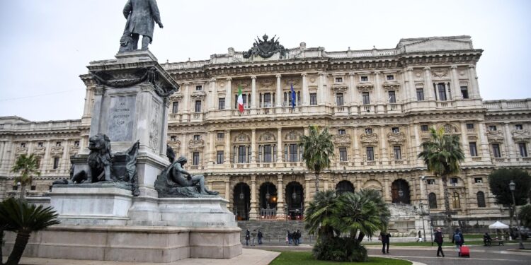 'Liason' in contesto di famiglia è offesa grave per moglie