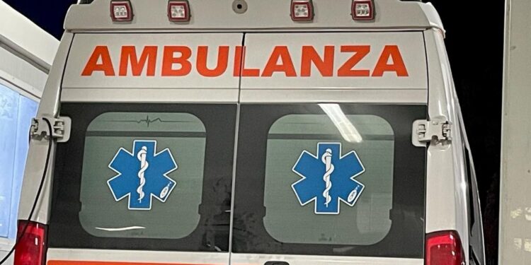 Allarme lanciato in serata da un amico