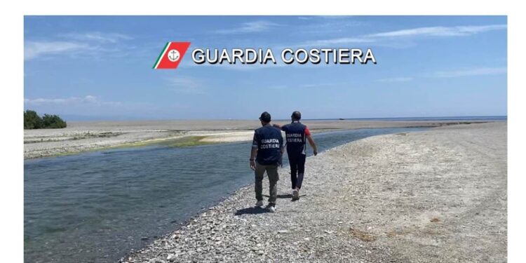 Avvisi di garanzia Procura Catania su indagini Guardia costiera