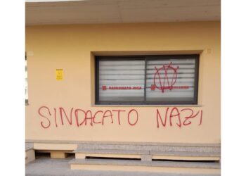 Indagano i carabinieri. Sindacato