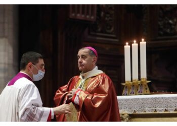 Lunedì sera arcivescovo Milano pregherà rosario a Lomagna