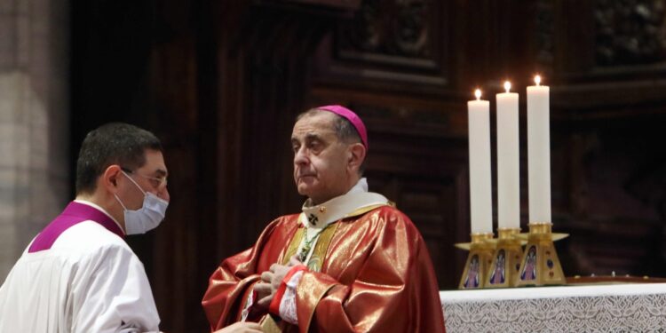 Lunedì sera arcivescovo Milano pregherà rosario a Lomagna