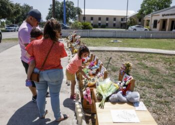 'Non si può chiedere a un bambino o a un insegnante di tornarci'