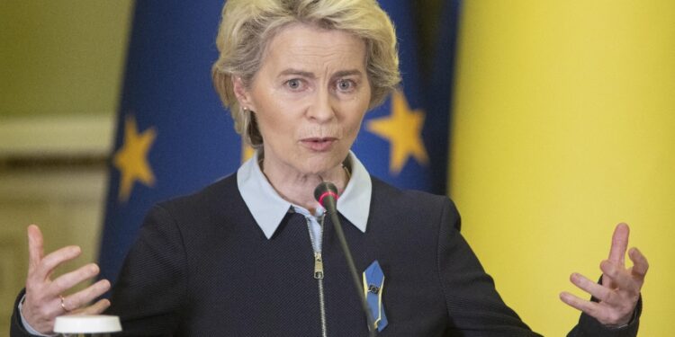 Presidente Commissione Ue per la seconda volta in Ucraina