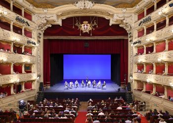 Teatro Sociale confronto candidati