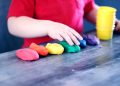 sociale, bibo gioca con colori e forme