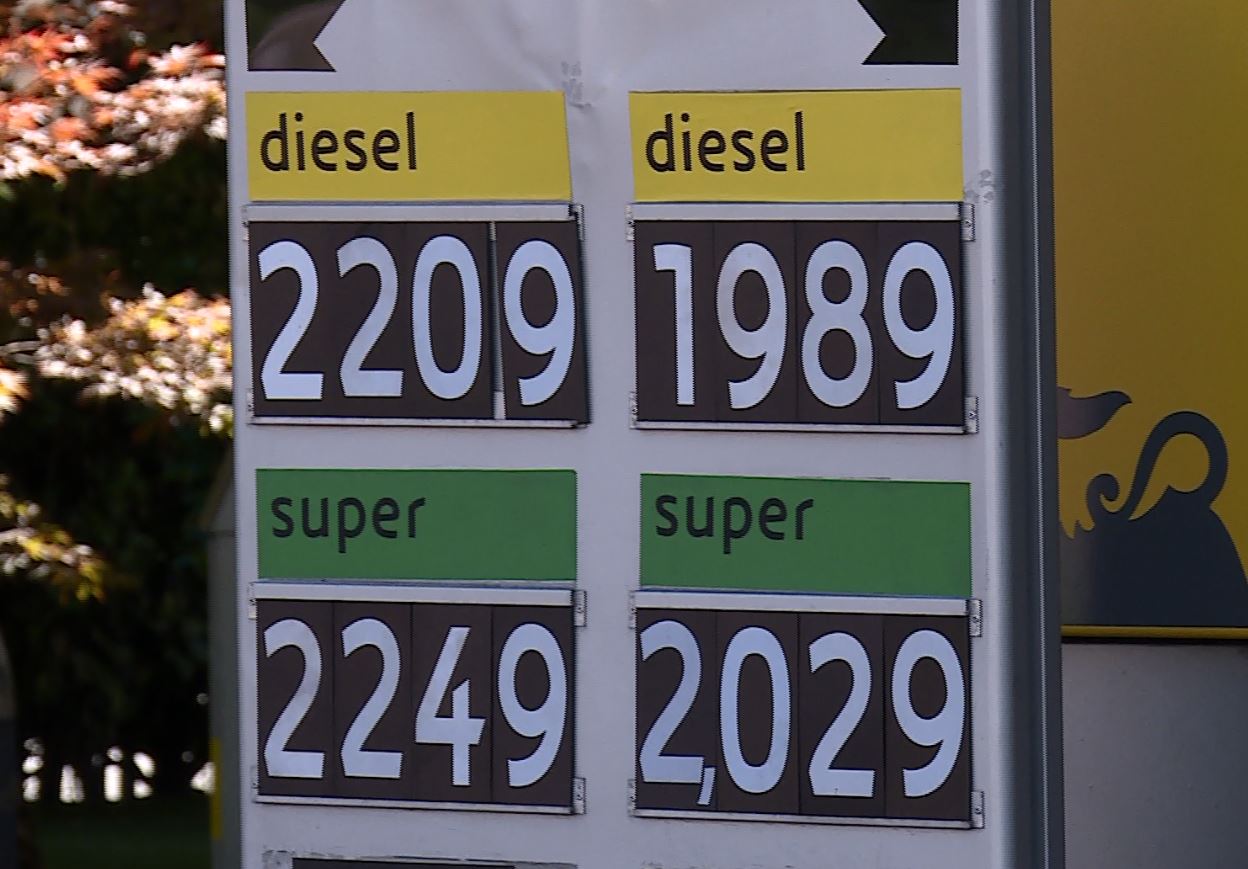 Caro carburanti, Trefiletti (Consumatori): “Il bonus non basta. Serve l’accisa mobile”