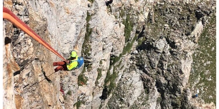 Complesso intervento di salvataggio