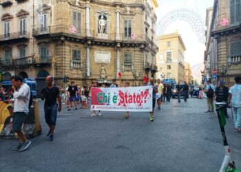 Uno organizzato dagli scout dell'Agesci l'altro da Agende rosse