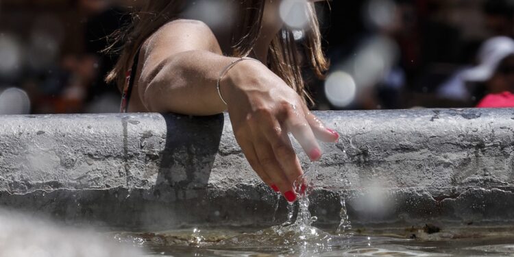 A valle massime oltre i 35 gradi