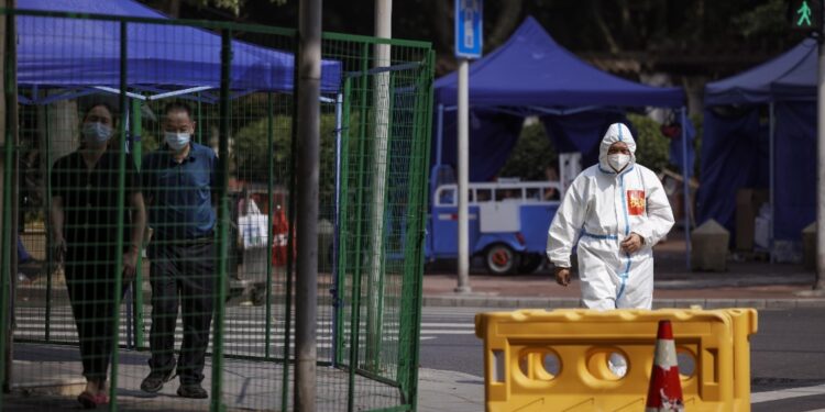 Impennata delle infezioni nelle province intorno a Shanghai