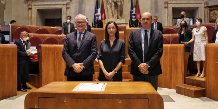 Da pannelli fotovoltaici a infissi