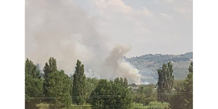 Bonifiche in corso da parte dei Vigili fuoco