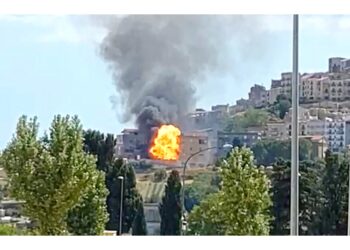 Abitanti lasciano case in via Mazara a Salemi