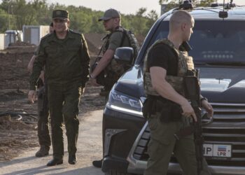 'Sospettati di legami con Kiev o Azov scompaiono o sono uccisi'