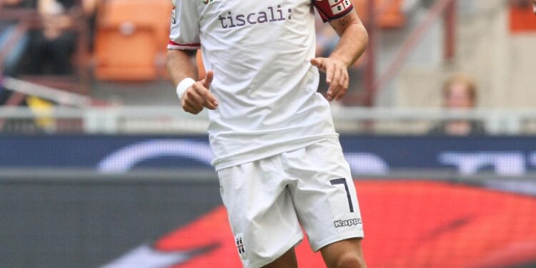 L'ex fantasista rossoblù avrebbe avuto ruolo marginale