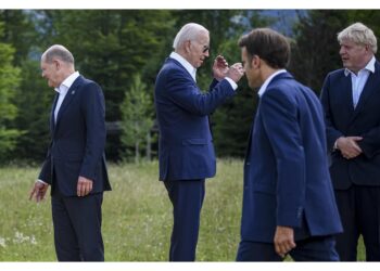 Telefonata Biden-Scholz-Macron-Johnson: 'Sostegno a Kiev'