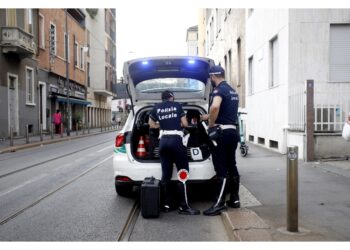 Richiesti esami tossicologici su 51enne conducente auto