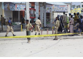 'Terroristi Shabaab ancora asserragliati in una stanza'