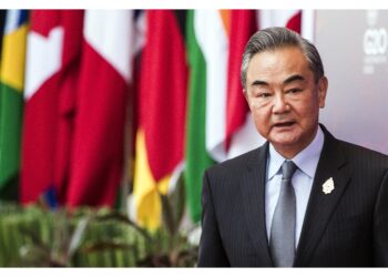 Ministro Esteri Wang Yi: 'Sono più grande distruttore di pace'