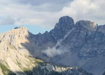 Nessun escursionista coinvolto. Possibili nuovi crolli